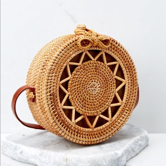 round bamboo purse